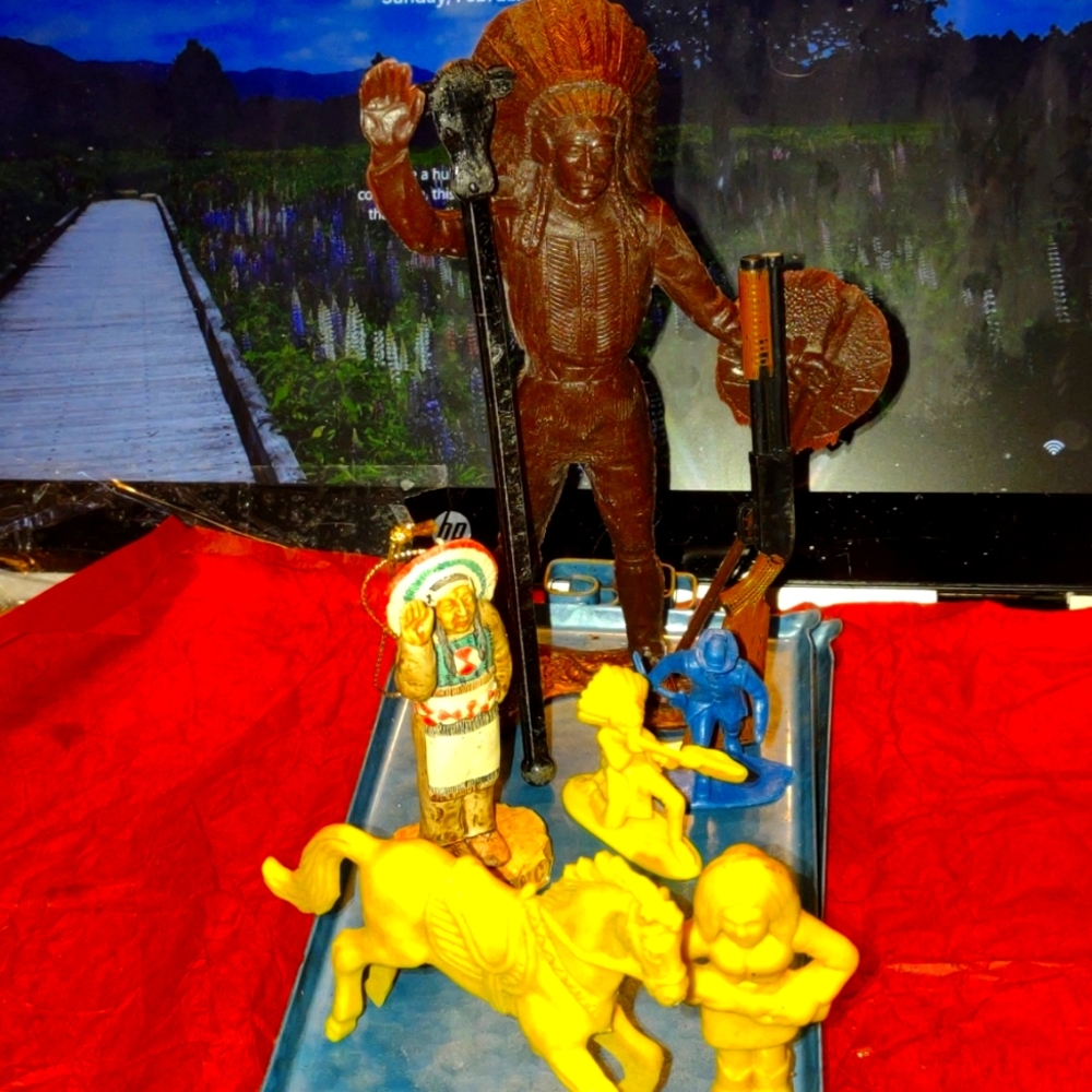 1940s antique Indian playset